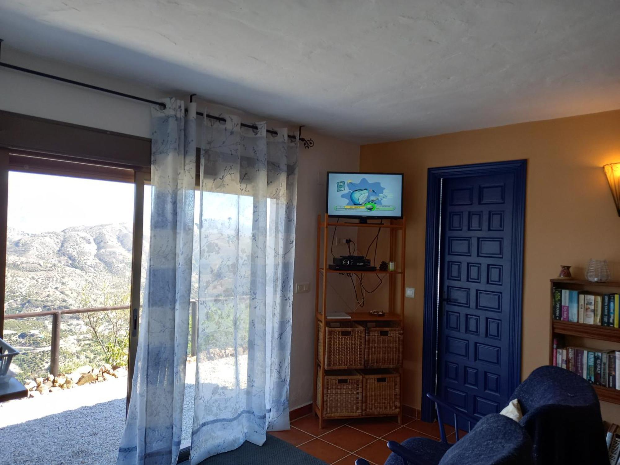 Vine Ridge Studio, Apartment&Pool side Studio Comares Esterno foto