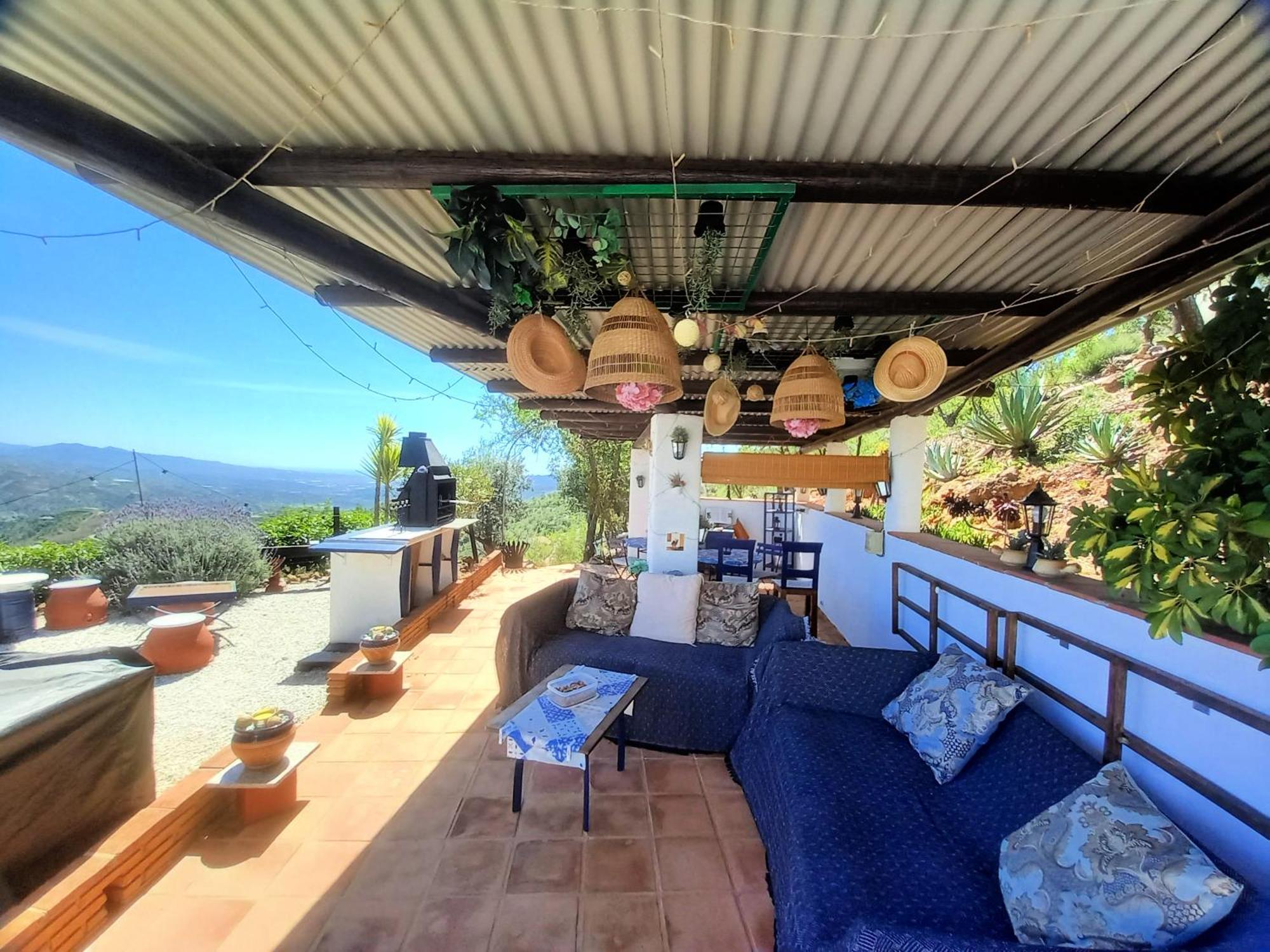 Vine Ridge Studio, Apartment&Pool side Studio Comares Esterno foto